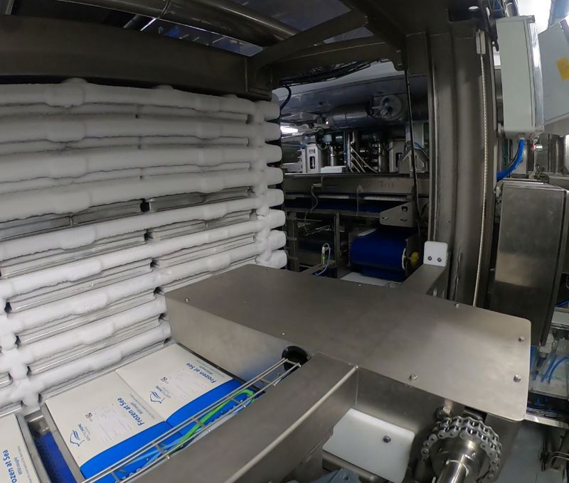 Automatic plate freezer - Onboard Factory